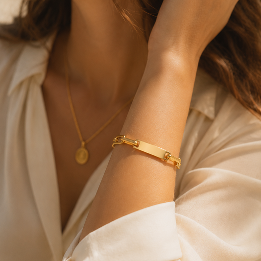 Bracelet gourmette maille trombone plaqué or 18K, maillon ovale statement